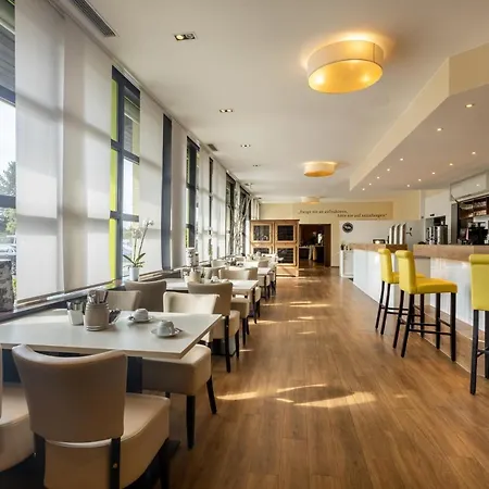 Hotel Select 4*