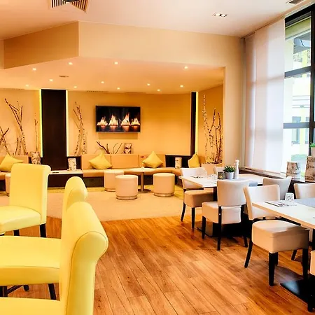 Select Hotel 4*