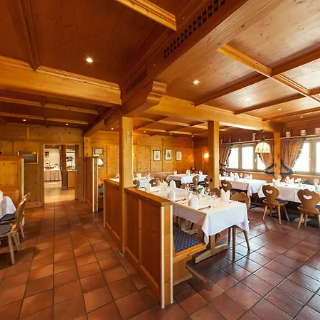 Select Hotel