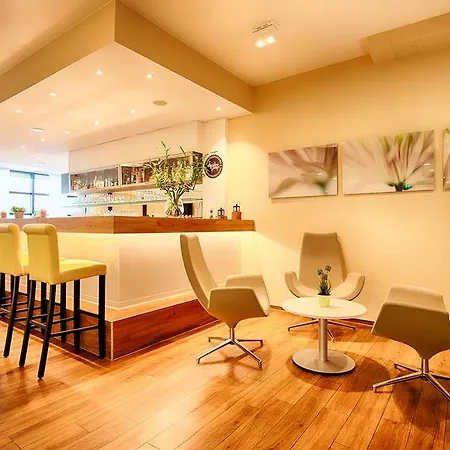 Hotell Garner Sud By Ihg