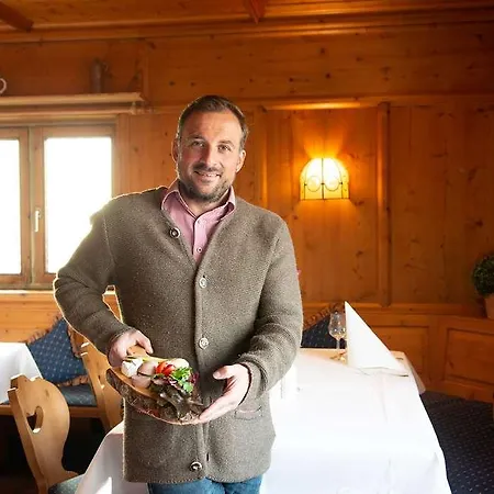 Hotel Garner Sued By Ihg 4*