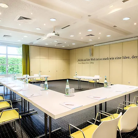 Hotell Garner Sud By Ihg 4*