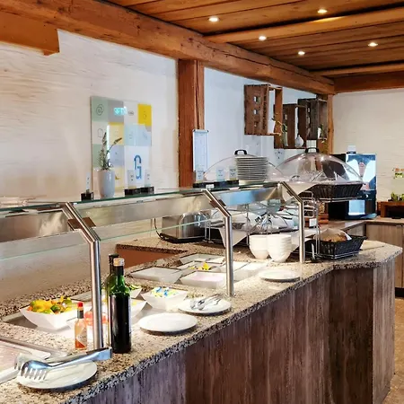 Garner Sud By Ihg 4*