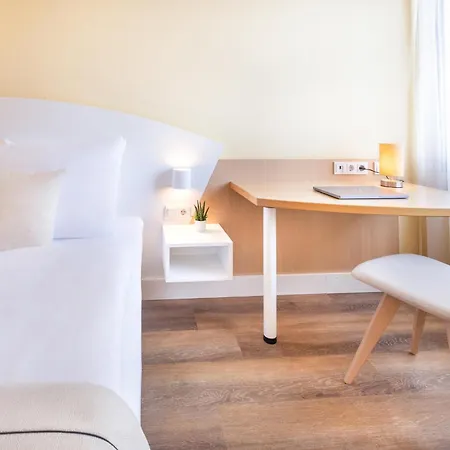 Garner Sud By Ihg 4*