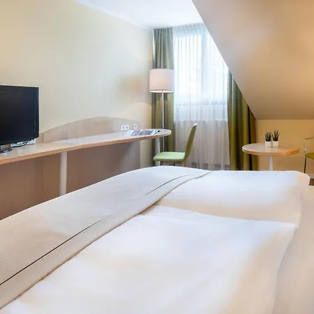 Garner Sued By Ihg Hotel 4*