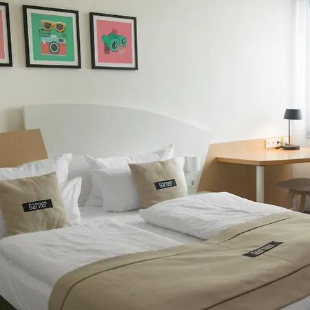 Garner Sued By Ihg فندق